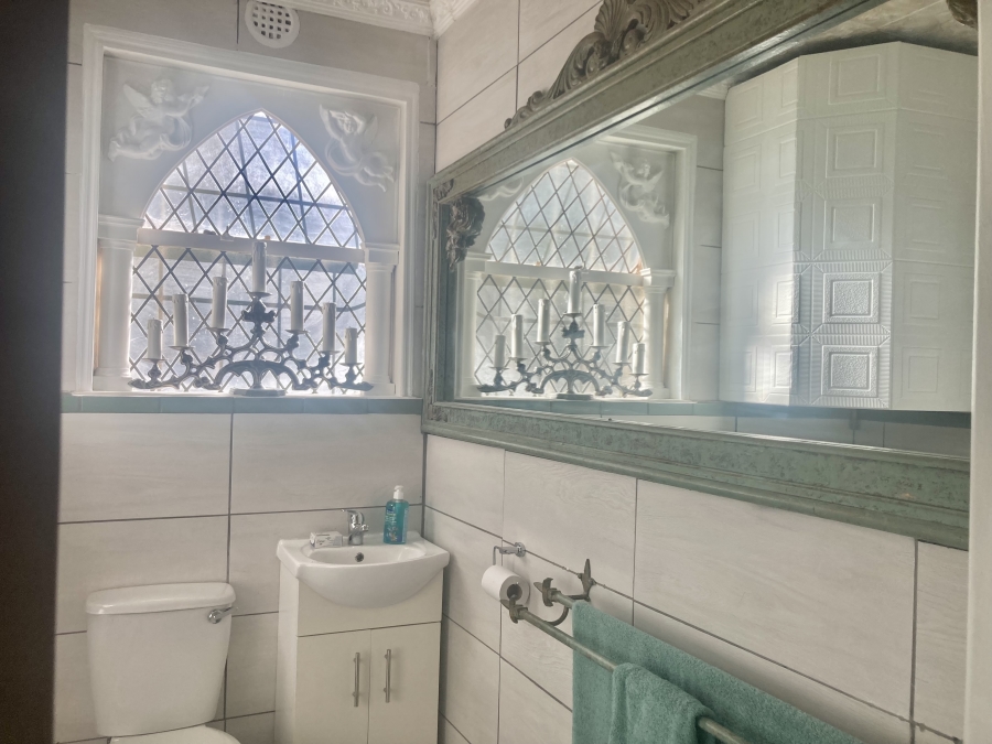To Let 1 Bedroom Property for Rent in Rosebank Western Cape